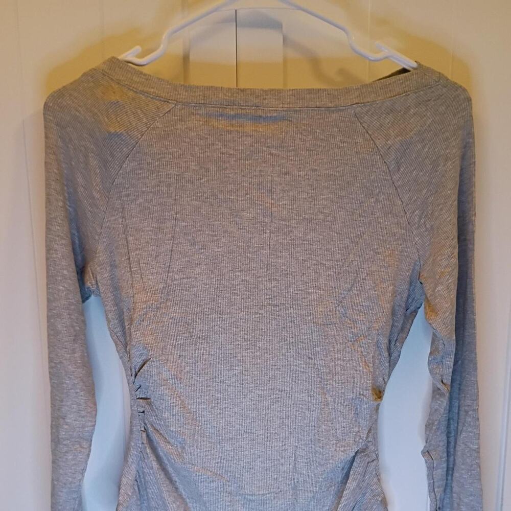 Pretty Garden Gray Maternity Top